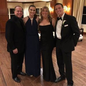 Meet your Posher, Todd